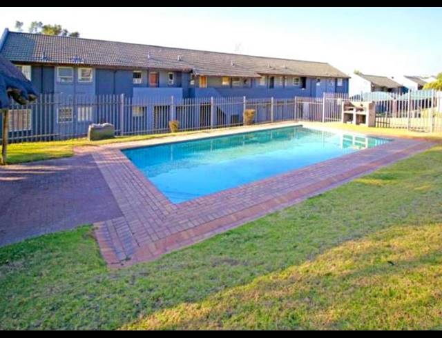 2 BEDROOM APARTMENT FOR SALE IN BRAMLEY VIEW